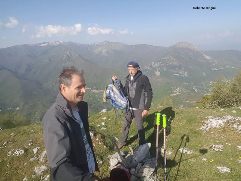 MONTE MEMORIANTE: ROBERTO E MASSIMO SULLA VETTA
